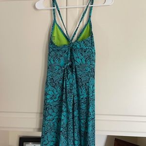 XS Title Nine dress. Like new condition. Teal&navy